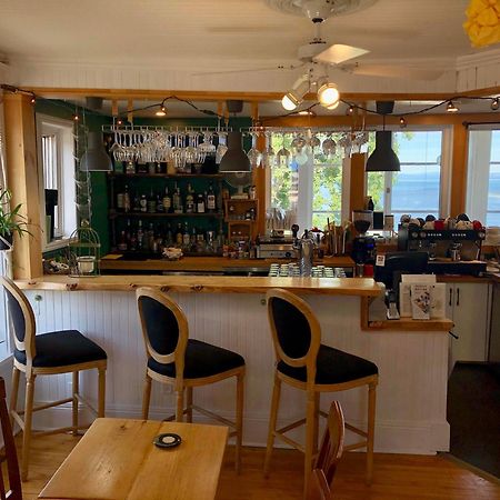 Bed and Breakfast Les Pinsons Des Rives La Malbaie Exteriér fotografie
