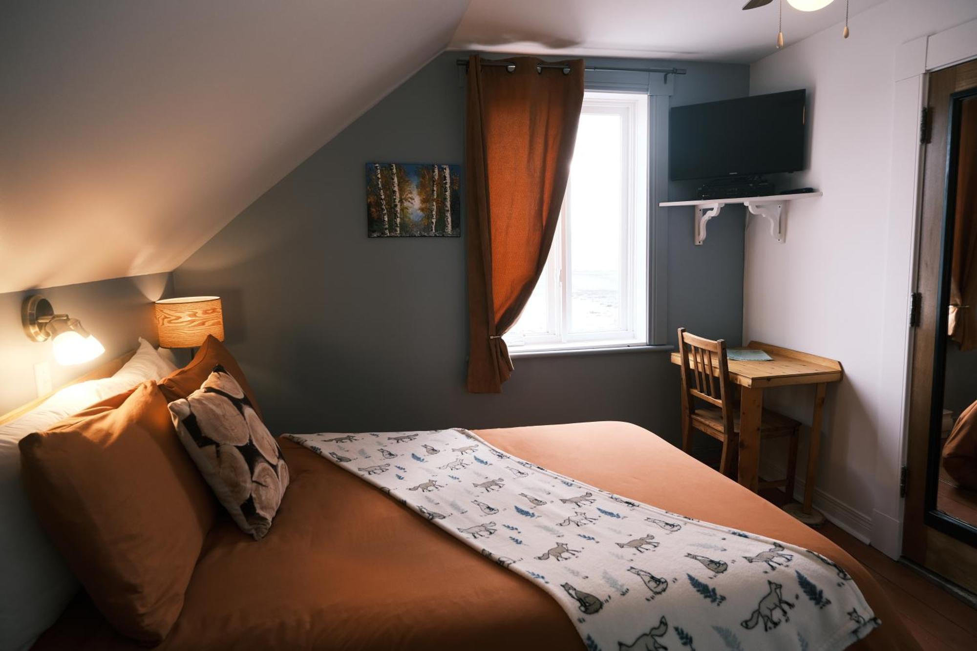 Bed and Breakfast Les Pinsons Des Rives La Malbaie Pokoj fotografie
