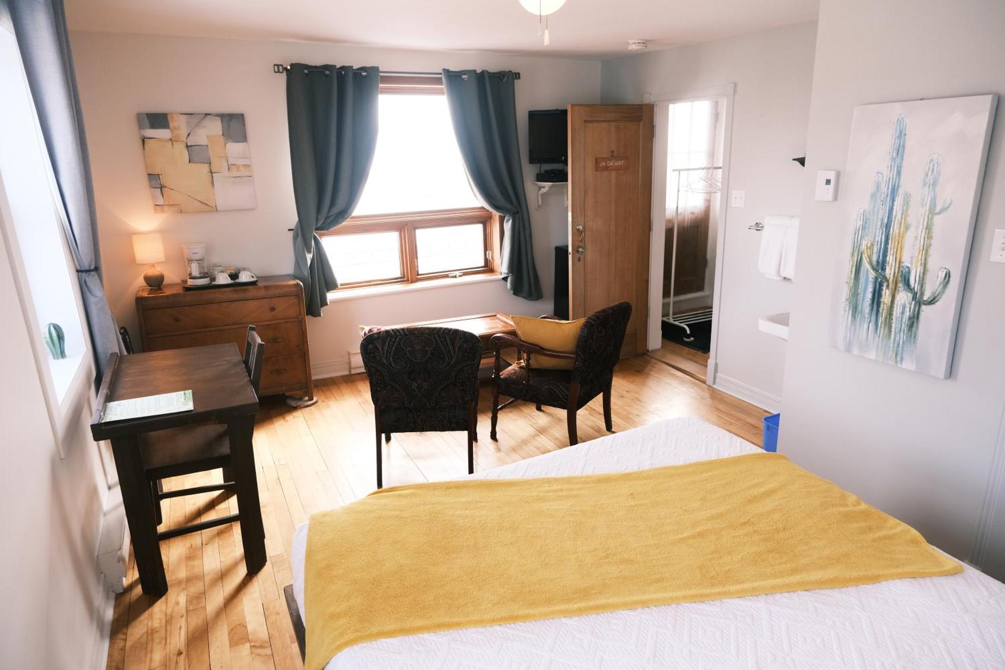 Bed and Breakfast Les Pinsons Des Rives La Malbaie Pokoj fotografie