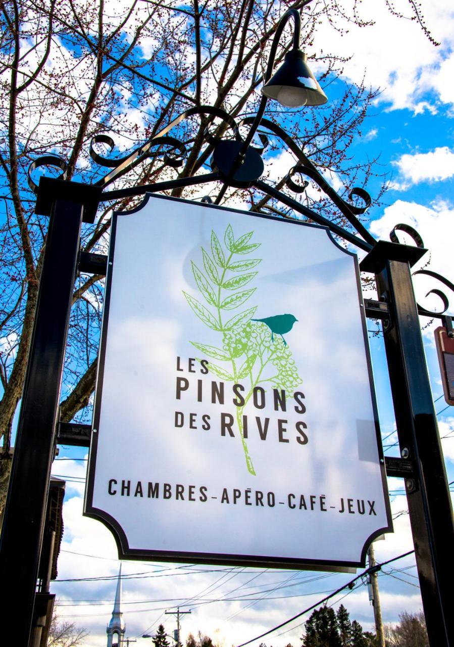 Bed and Breakfast Les Pinsons Des Rives La Malbaie Exteriér fotografie